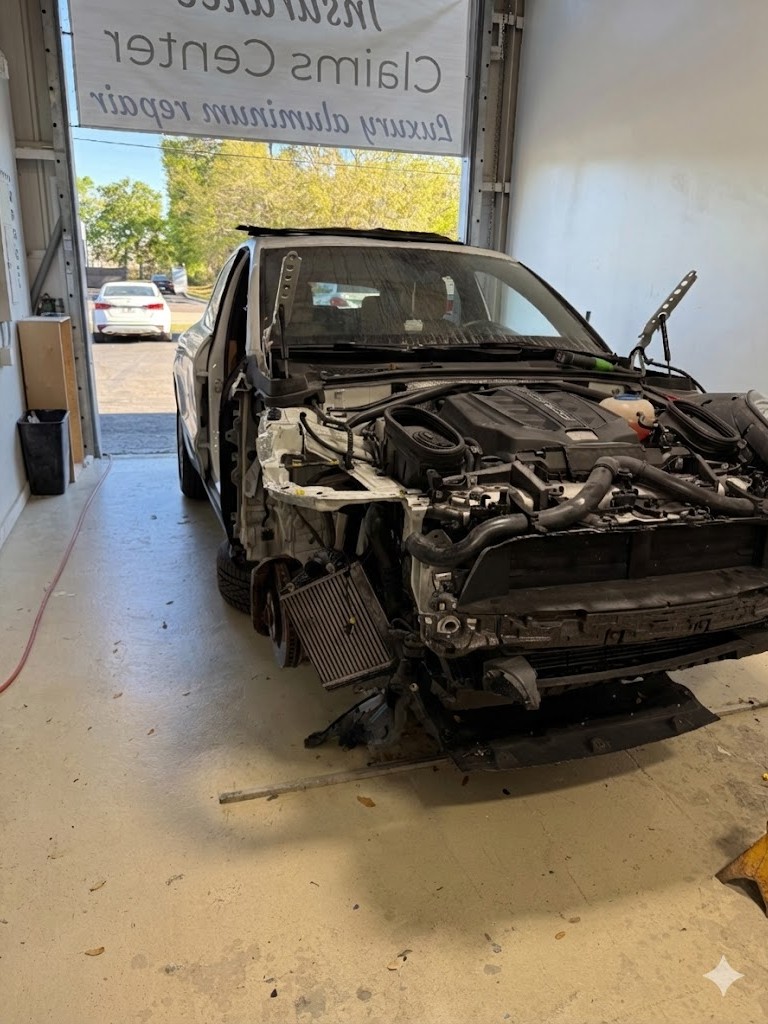 Porsche 911 (white) before
